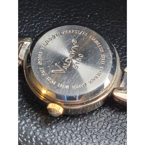 Valdawn Vintage Betty Boop Iconic Red Dainty Ladies Wrist Watch Silver Gold Tone